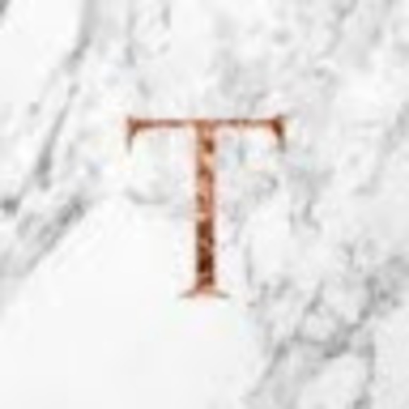 Meet your Posher, Tamara - Picture 1 of 1